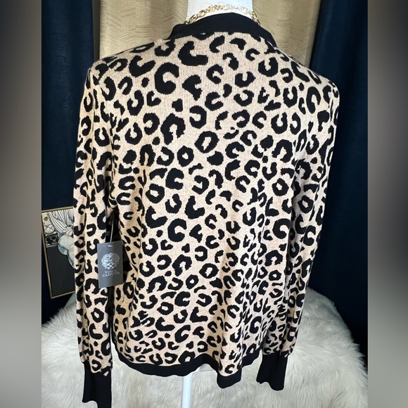 NWT Cheetah Print Cardigan Sweater. Size Small. - Picture 4 of 4